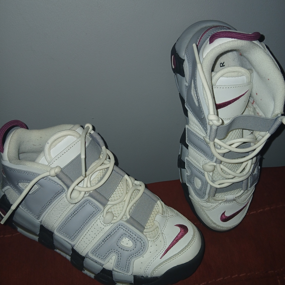 Nike White Sneakers with Cream Laces
